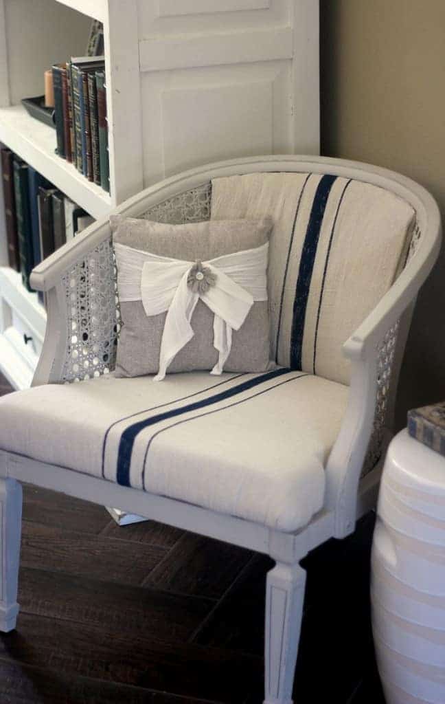 Chalky-Finish-Drop-Cloth-Chair