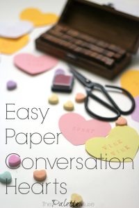 These paper conversation hearts are so easy and fun to make. Perfect for lunchbox love notes! #valentinesday #papercrafts #thepalettemuse